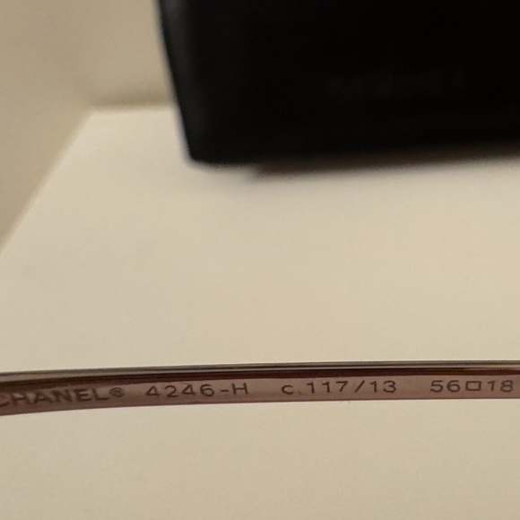 Authentic limited edition Chanel Sunglasses - Picture 14 of 16